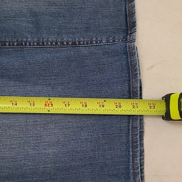 Kut from the Kloth women's distressed denim skirt size 14 - Picture 8 of 8